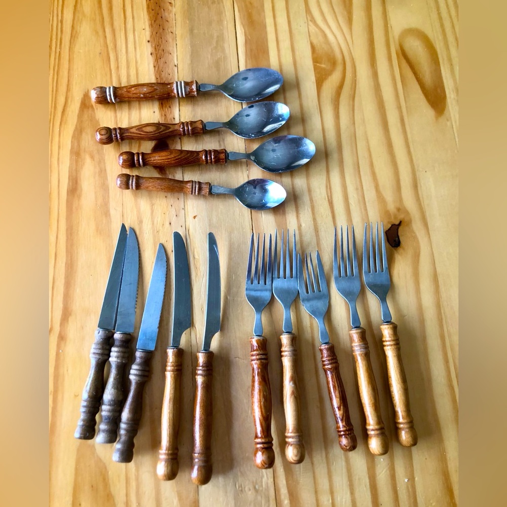 Vtg 13 Piece Set Wooden Handle Old Homestead Silverware Boho Table Set